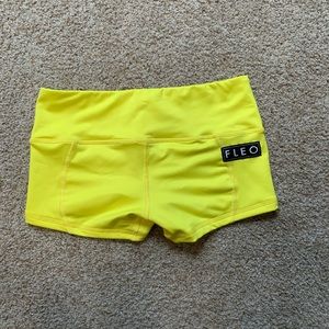 EUC Fleo Shorts, size small